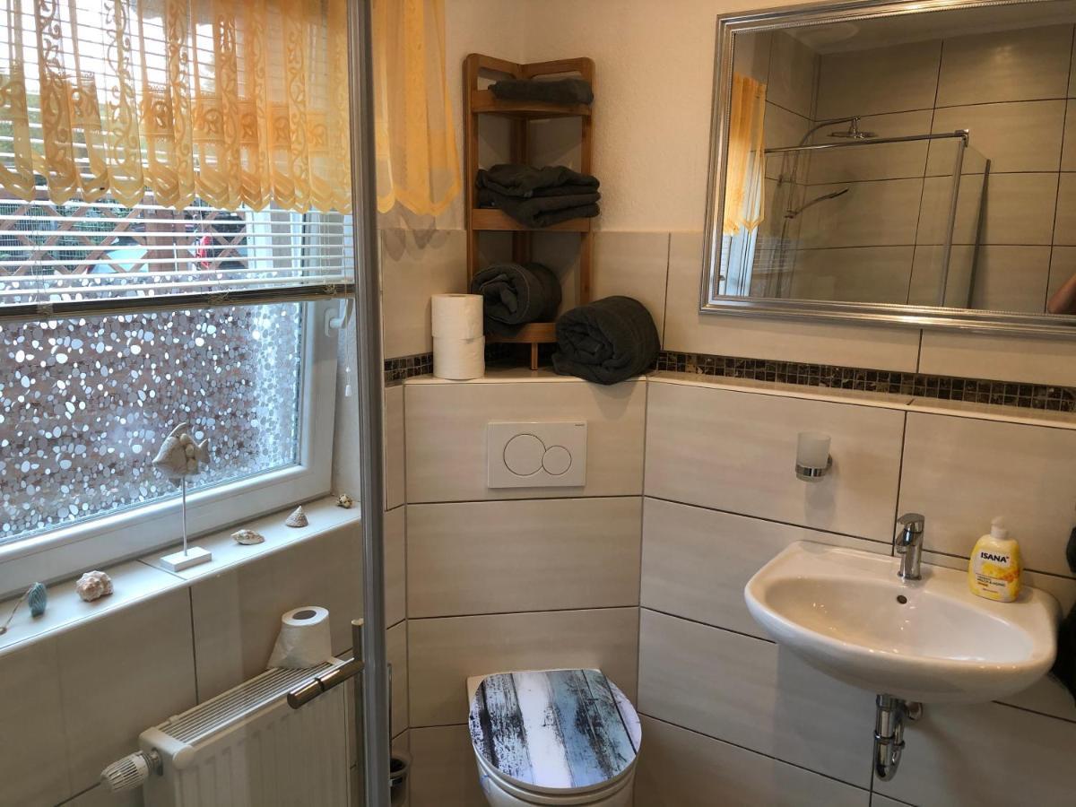 Suesses Apartmenthaeuschen In Burg Burg  エクステリア 写真